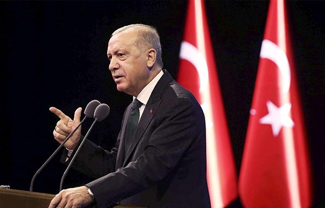 قهرمان پانترکیسم، از آسیای مرکزی تا آفریقای غربی