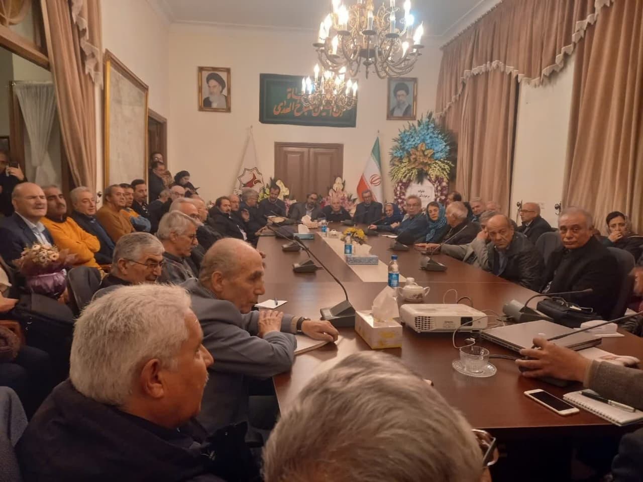 رئیس نیا و روزنامهی «آذربایجان جزء لاینفک ایران»