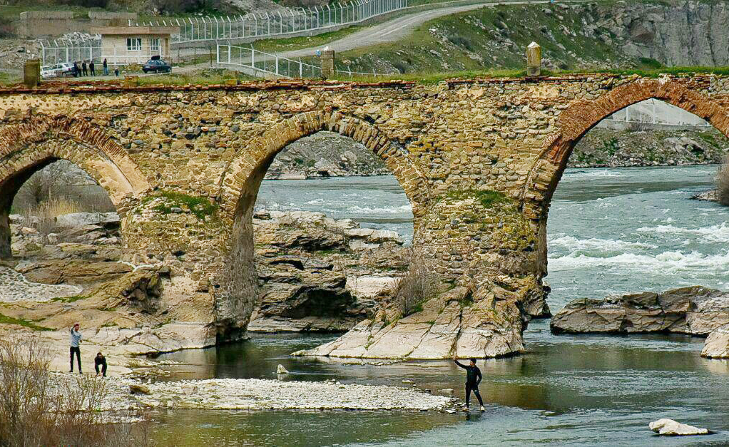 جغرافیای فرهنگی، پیوند تاریخی ایران و قفقاز