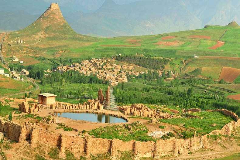 جایگاه تاریخی آذربایجان در ایجاد وحدت و انسجام ملی