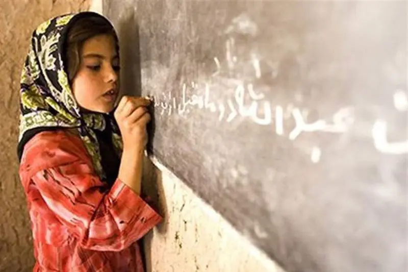 آیـا ایـرانیان «زبـان مـادری» دارند؟